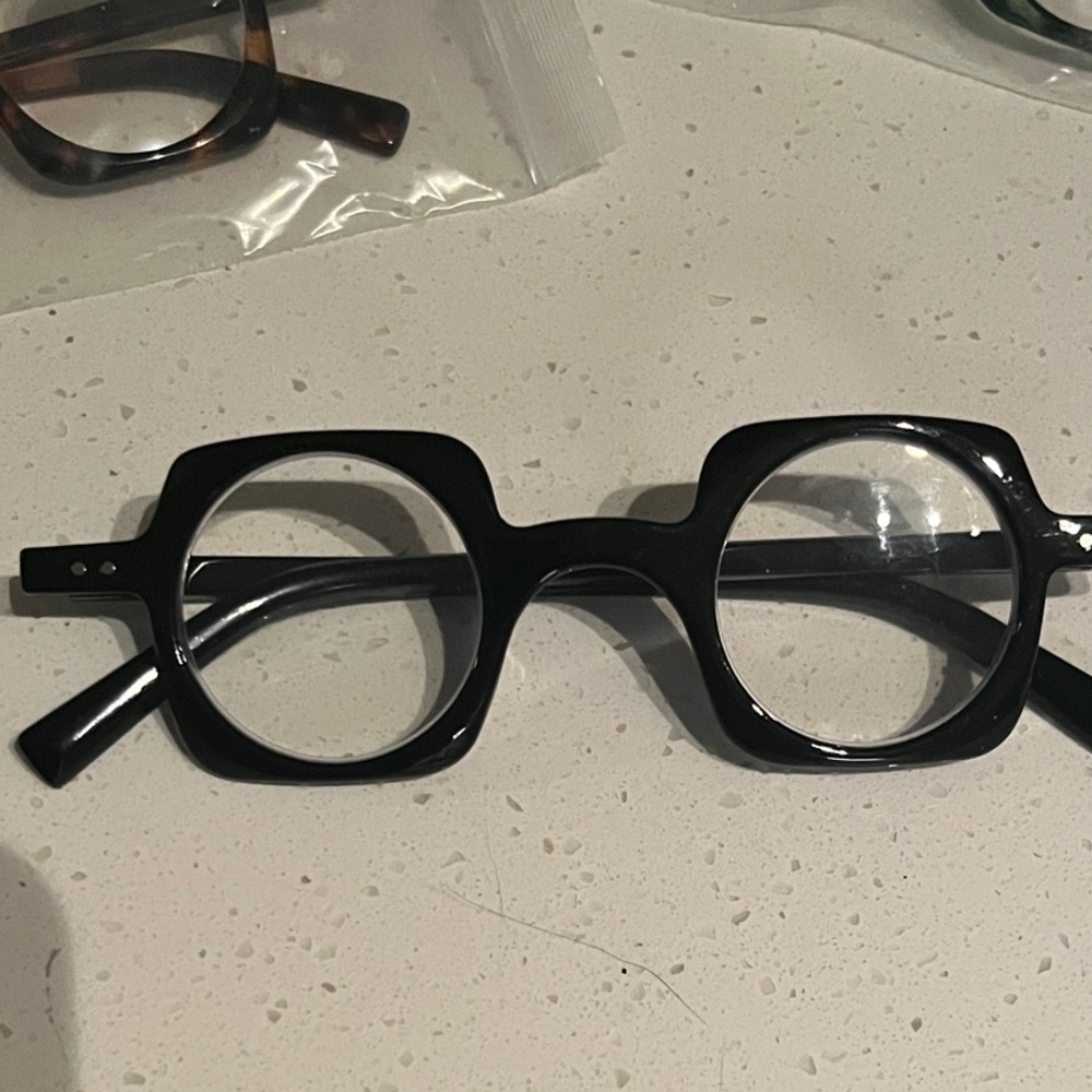 Black gray, green and brown tortoise show Square Women Glasses